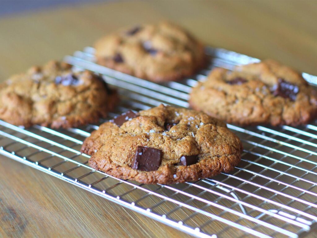 Paleo Chocolate Chip Cookies