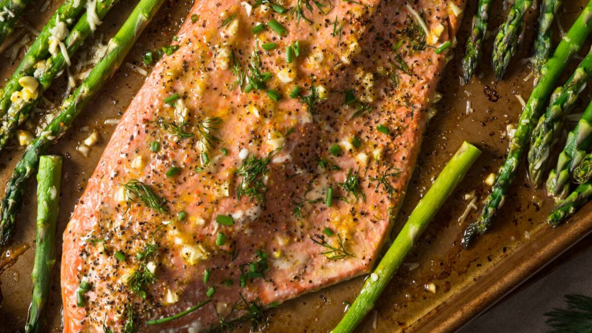 Omega 3 Fats Slash Your Risk of Heart Attack by 35%